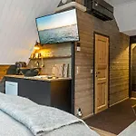Private Aurora Samruam B Glass Roof Igloo ヴィラ *